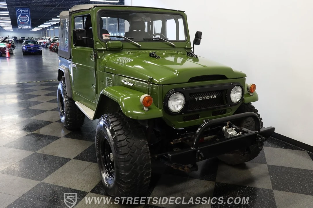 1975 Toyota J40 Land Cruiser - Image 16 of 31