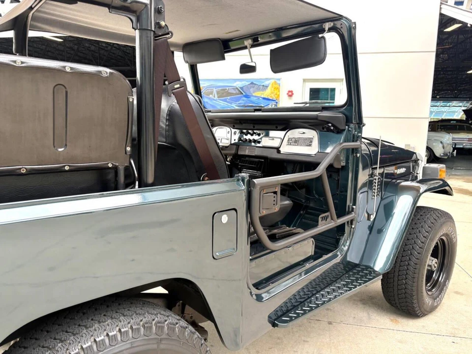 1975 Toyota J40 Land Cruiser - Image 17 of 31