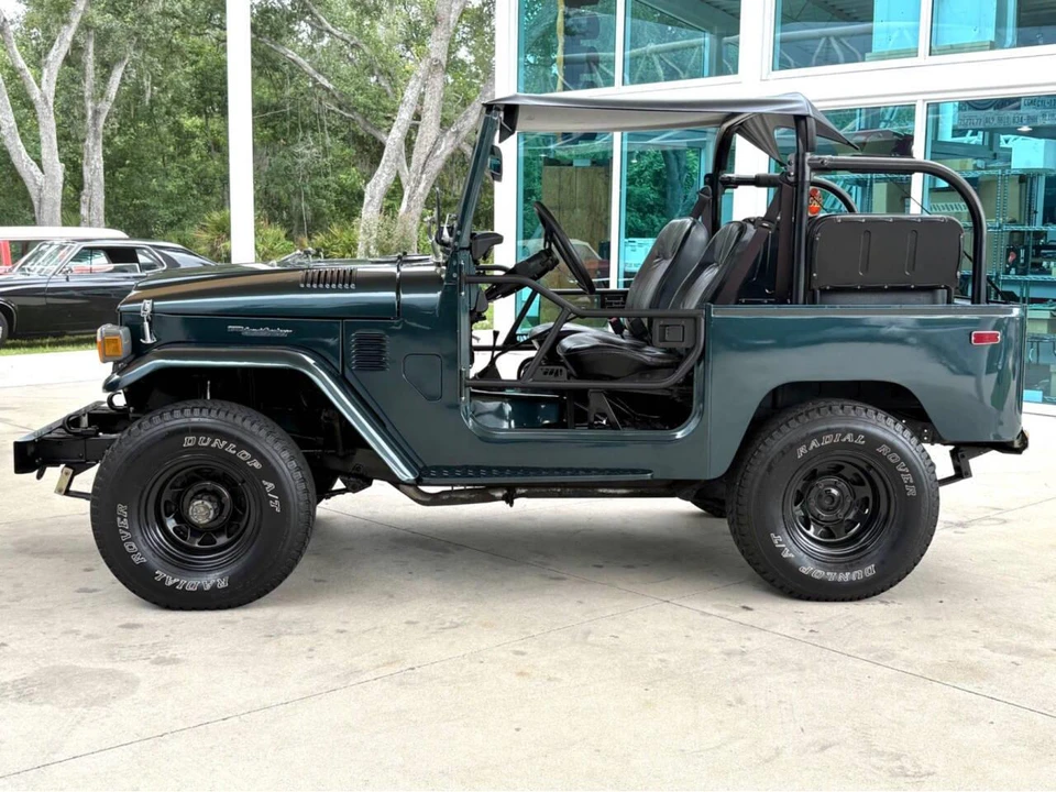 1975 Toyota J40 Land Cruiser - Image 10 of 31