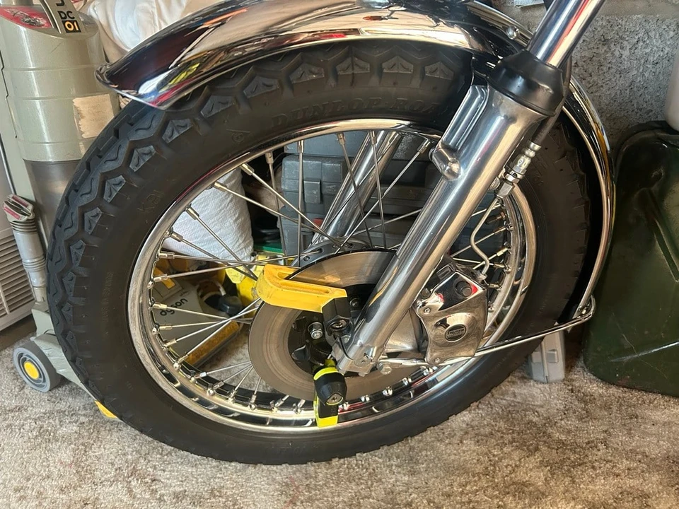 1976 Triumph Trident - Image 11 of 30