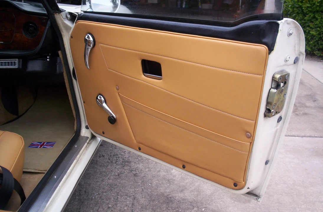 1975 Triumph TR6 (US-spec) - Image 18 of 31