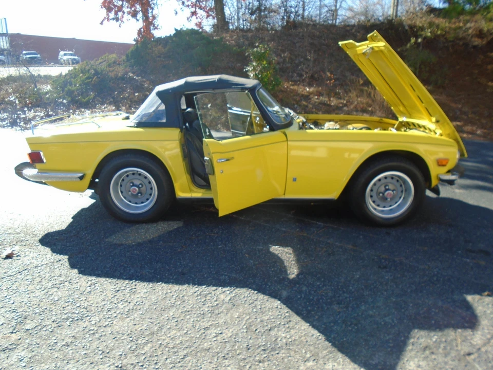 1975 Triumph TR6 (US-spec) - Image 10 of 31