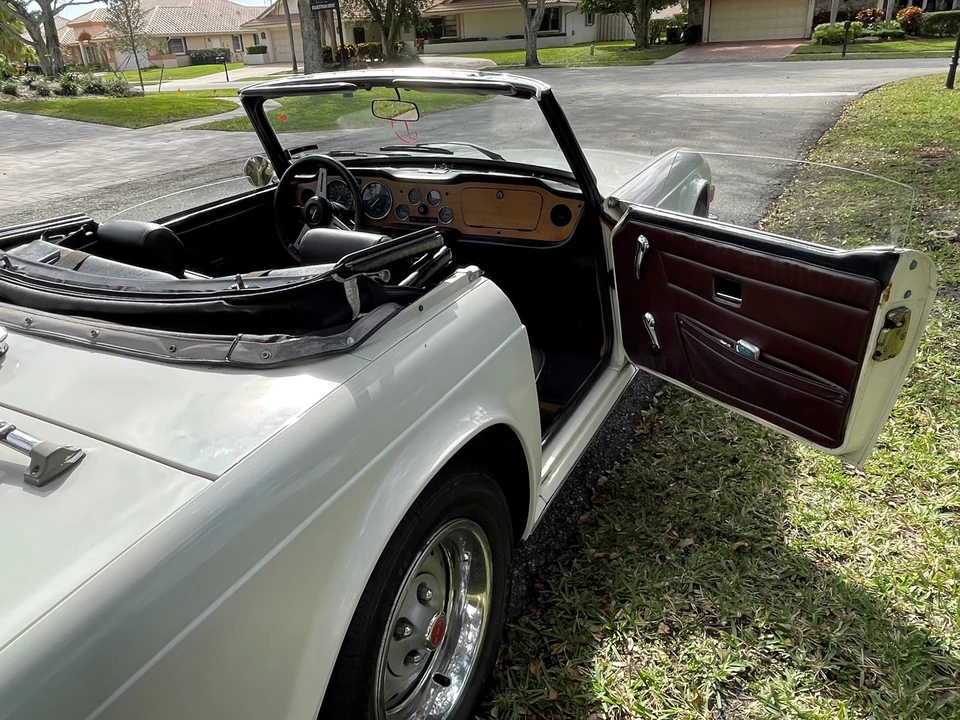 1975 Triumph TR6 (US-spec) - Image 22 of 31