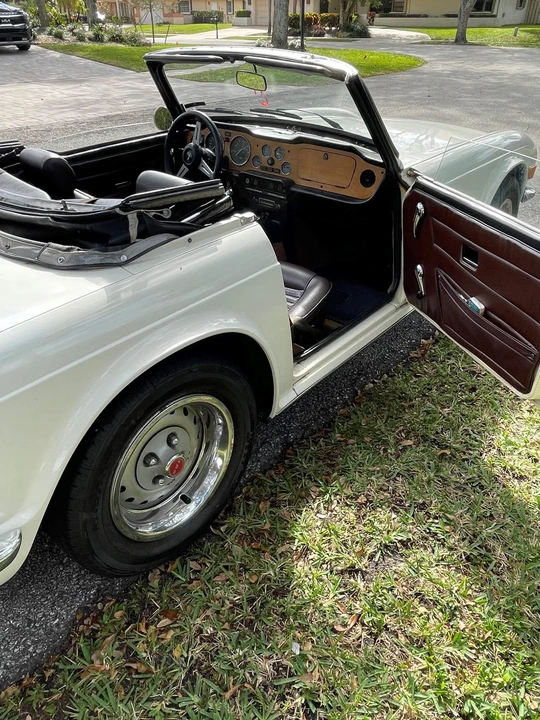 1975 Triumph TR6 (US-spec) - Image 23 of 31