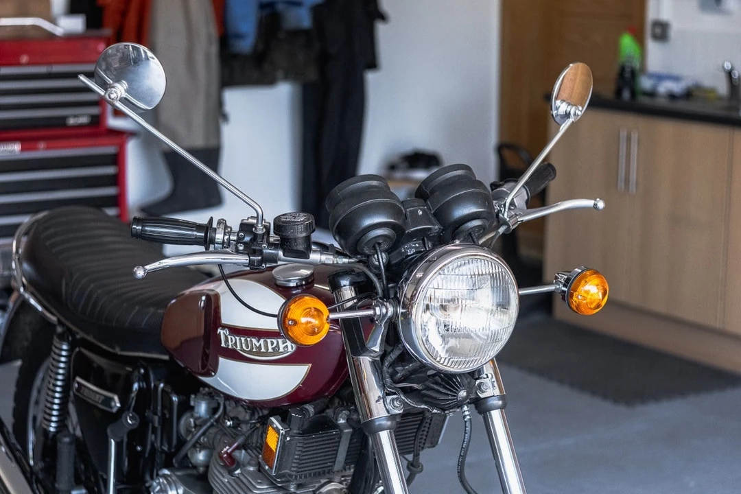 1975 Triumph Trident - Image 9 of 30