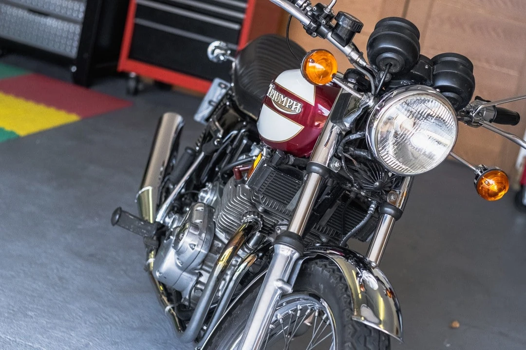1975 Triumph Trident - Image 12 of 30