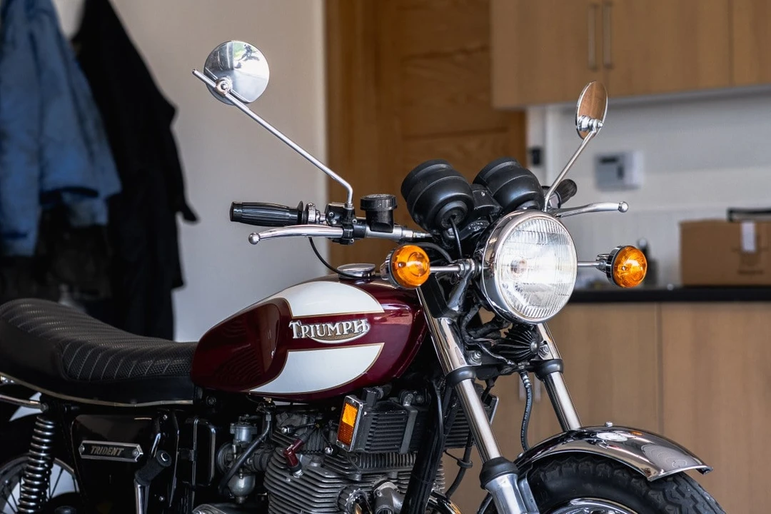 1975 Triumph Trident - Image 8 of 30