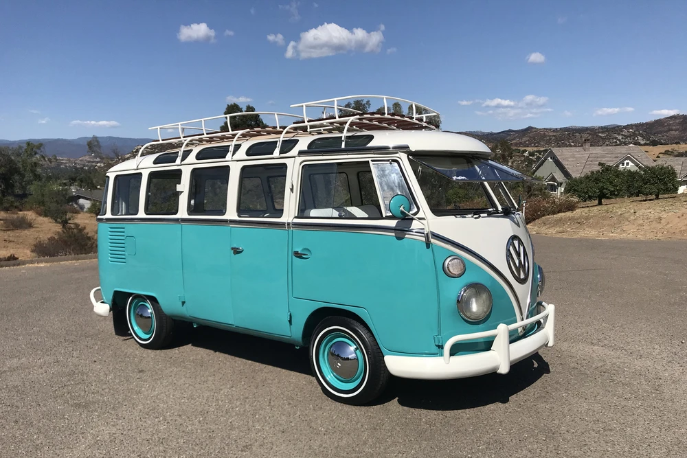 1975 Volkswagen Split-Window Bus - Image 2 of 8