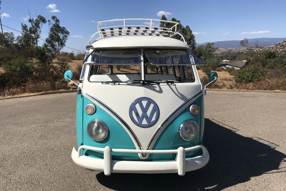 1975 Volkswagen Split-Window Bus - Image 4 of 8