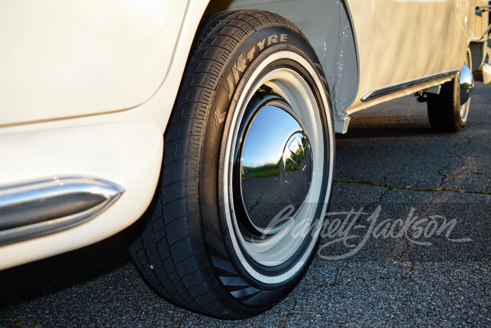 1975 Volkswagen Split-Window Bus - Image 5 of 31