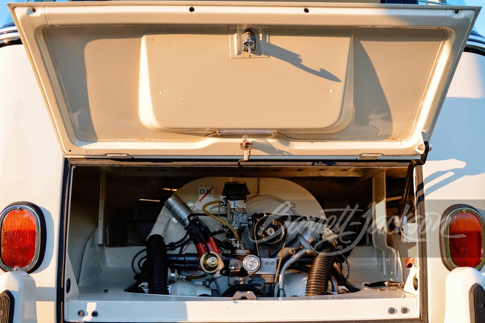 1975 Volkswagen Split-Window Bus - Image 17 of 31