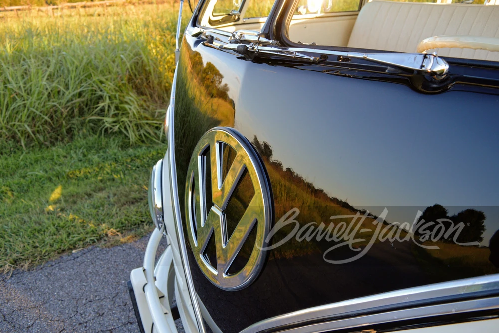1975 Volkswagen Split-Window Bus - Image 18 of 31