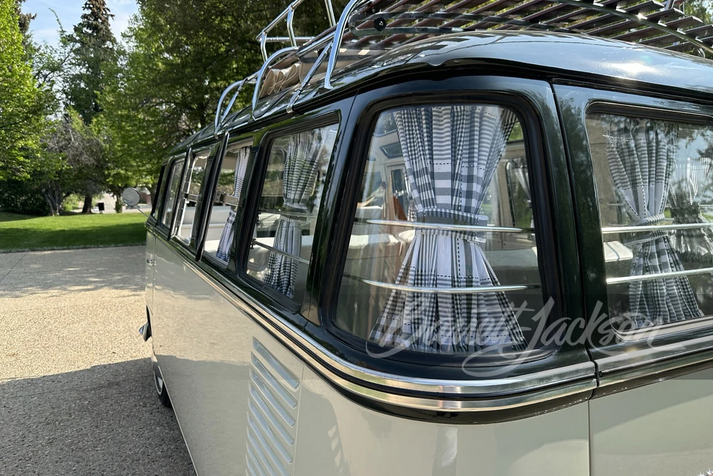 1975 Volkswagen Split-Window Bus - Image 4 of 15