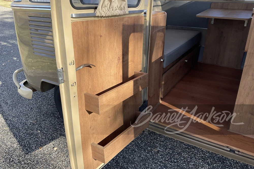 1975 Volkswagen Split-Window Bus - Image 9 of 20