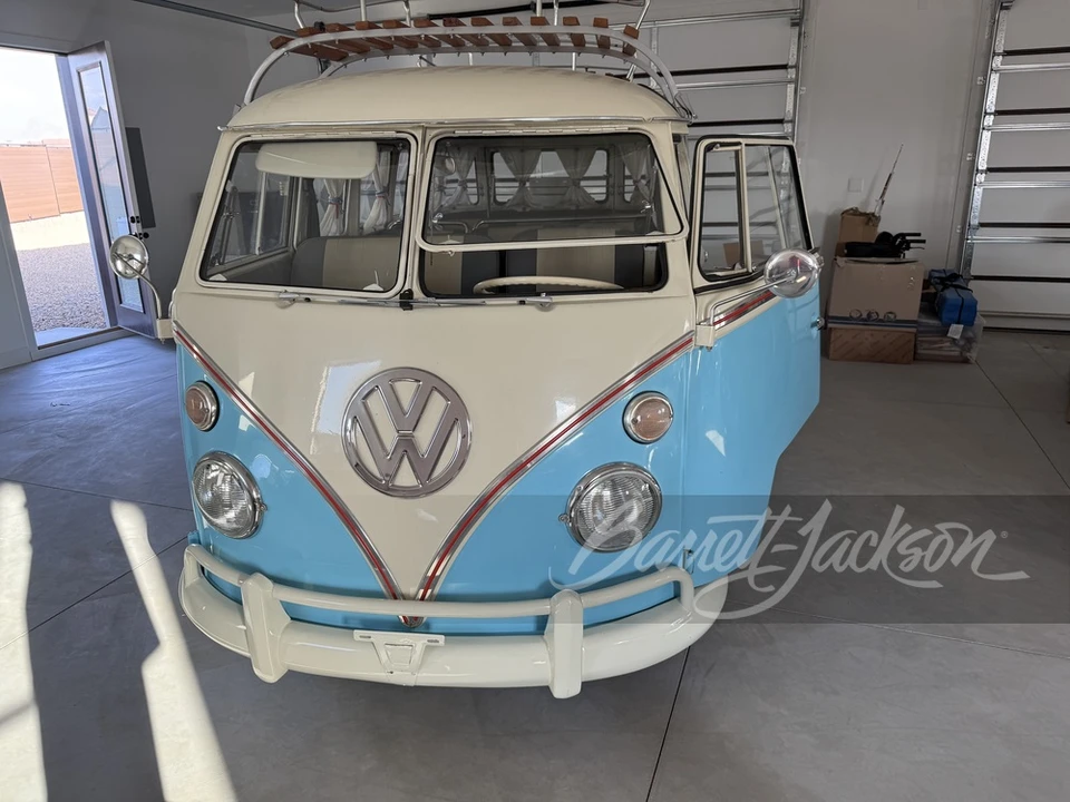 1975 Volkswagen Split-Window Bus - Image 3 of 4