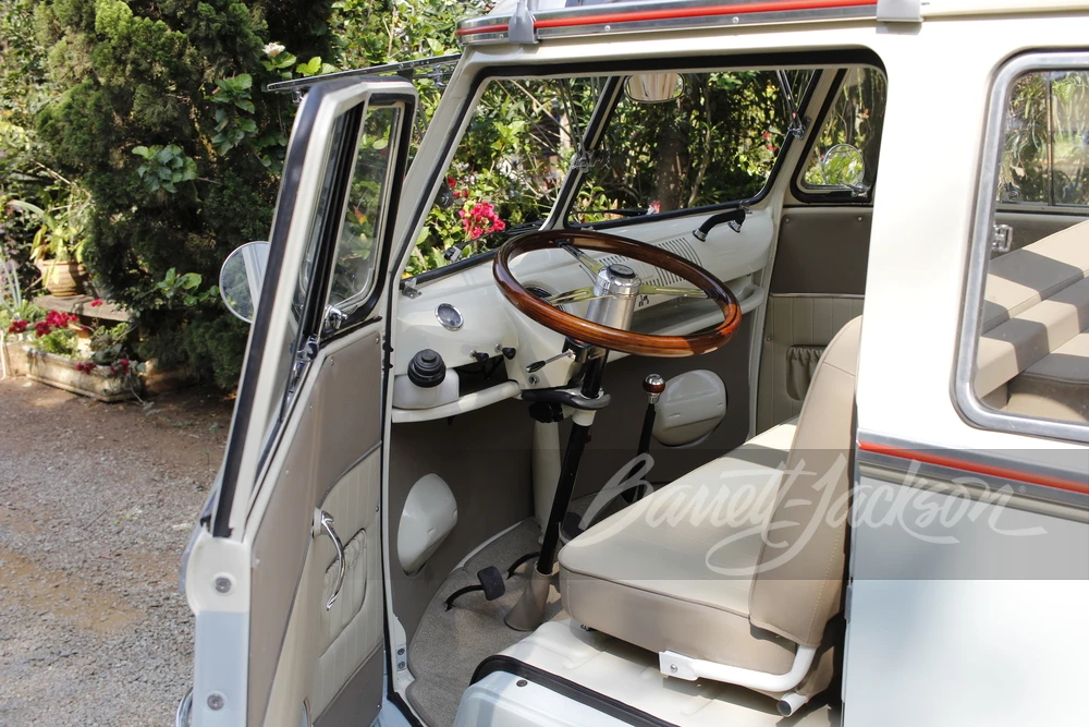 1975 Volkswagen Split-Window Bus - Image 3 of 10