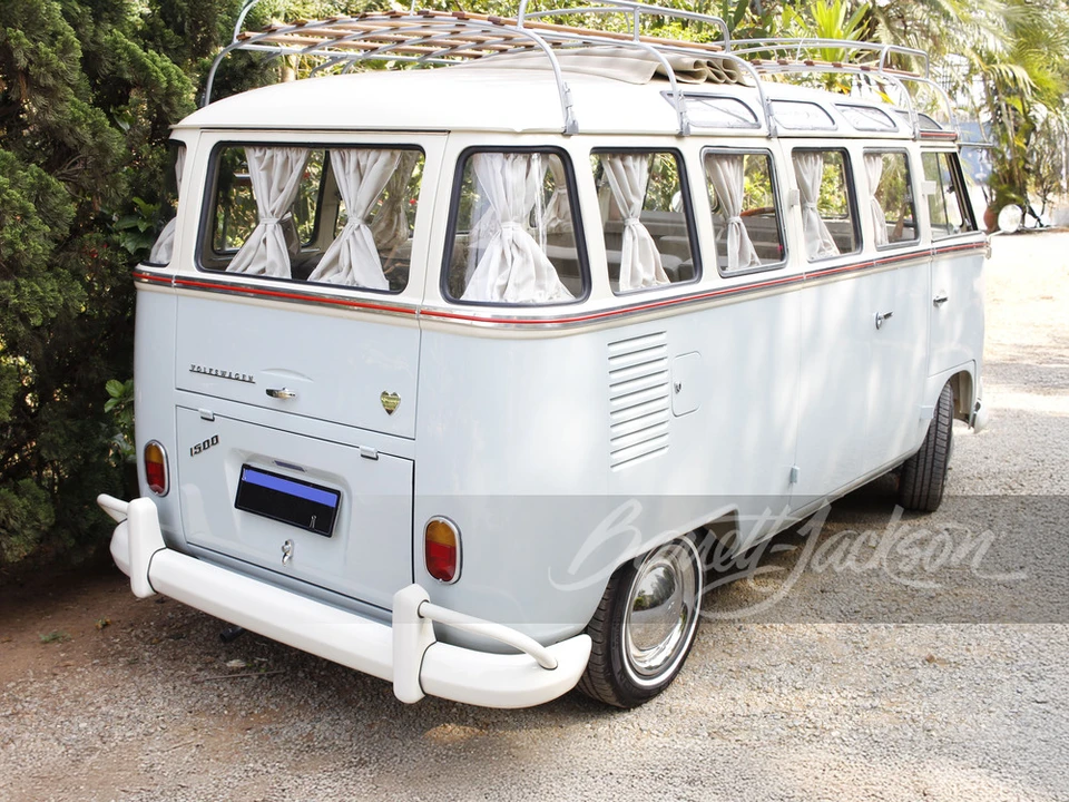 1975 Volkswagen Split-Window Bus - Image 2 of 10