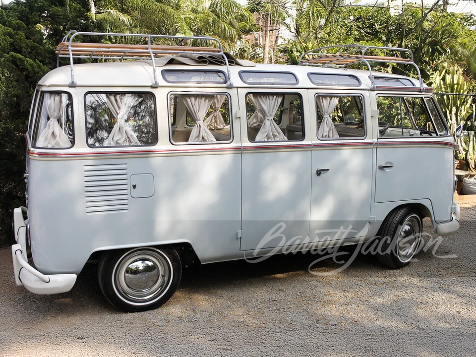 1975 Volkswagen Split-Window Bus - Image 4 of 10
