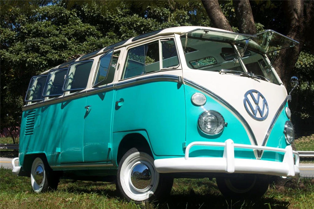 1975 Volkswagen Split-Window Bus - Image 2 of 8