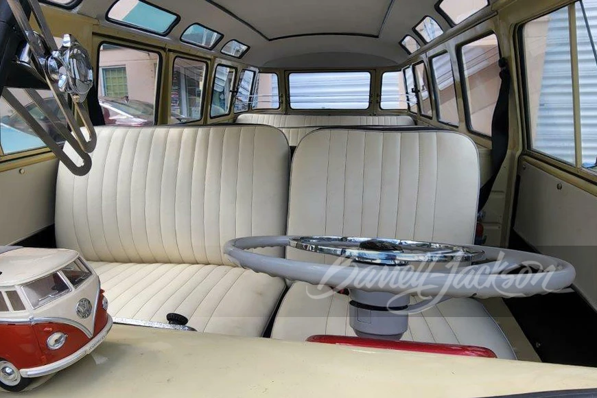 1975 Volkswagen Split-Window Bus - Image 14 of 27