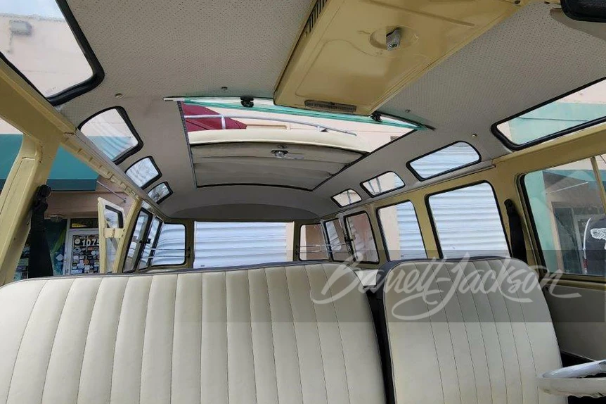 1975 Volkswagen Split-Window Bus - Image 10 of 27
