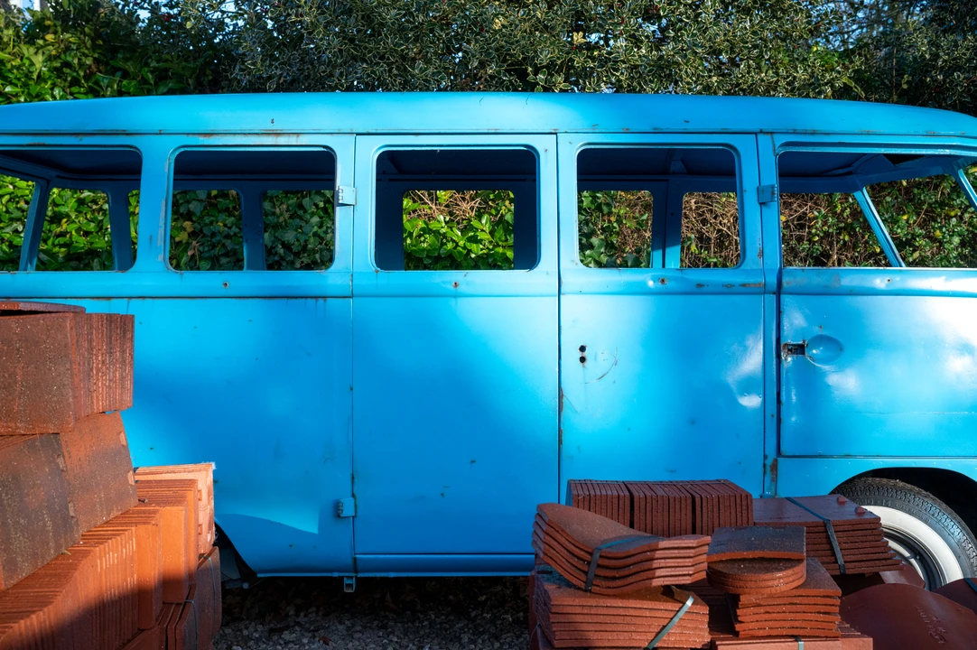 1975 Volkswagen Split-Window Bus - Image 9 of 31