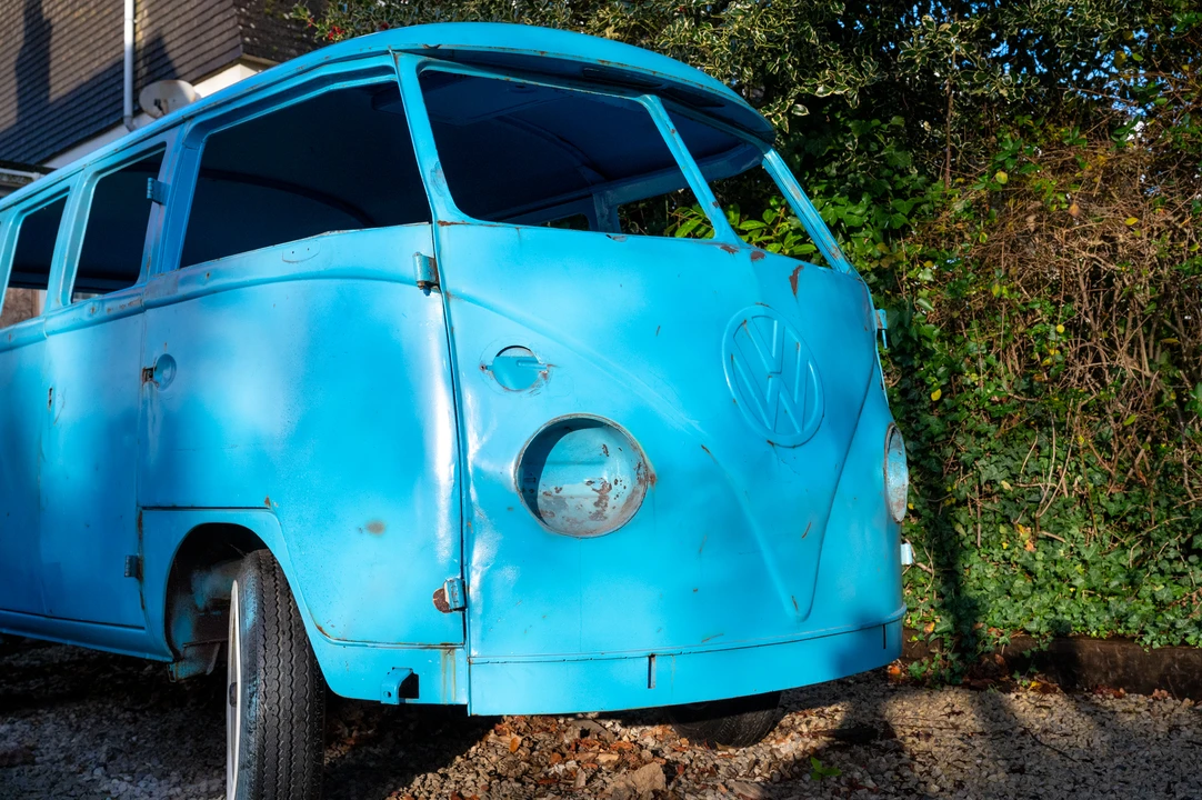 1975 Volkswagen Split-Window Bus - Image 3 of 31