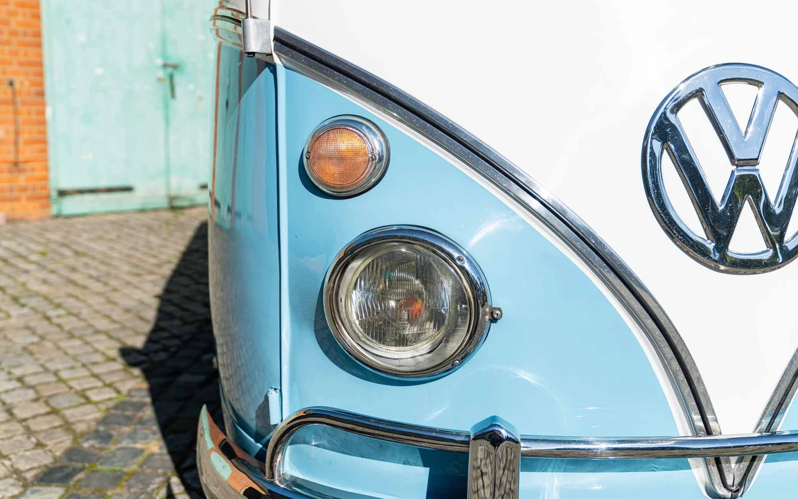 1975 Volkswagen Split-Window Camper - Image 25 of 31