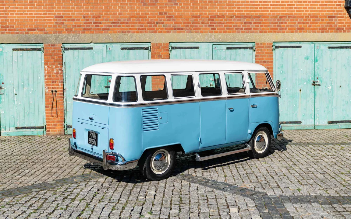 1975 Volkswagen Split-Window Camper - Image 15 of 31