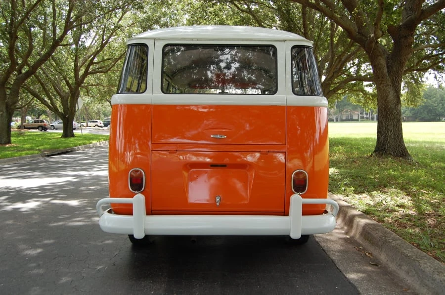 1975 Volkswagen Split-Window Bus - Image 4 of 11