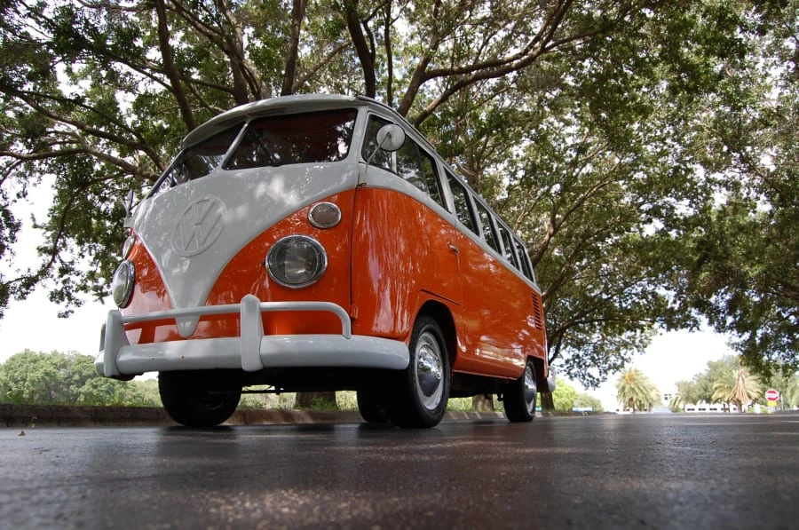 1975 Volkswagen Split-Window Bus - Image 11 of 11