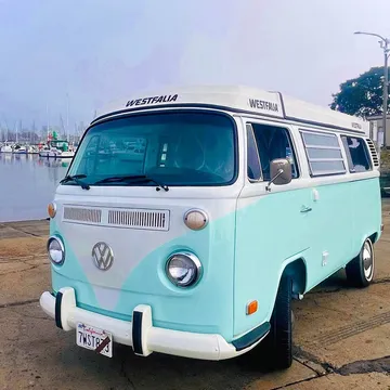 1975 Volkswagen Westfalia Bus w/ Pop Top Camper