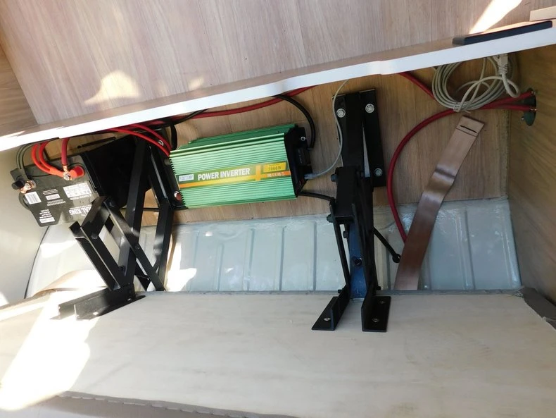 1975 Volkswagen Split-Window Bus - Image 22 of 31