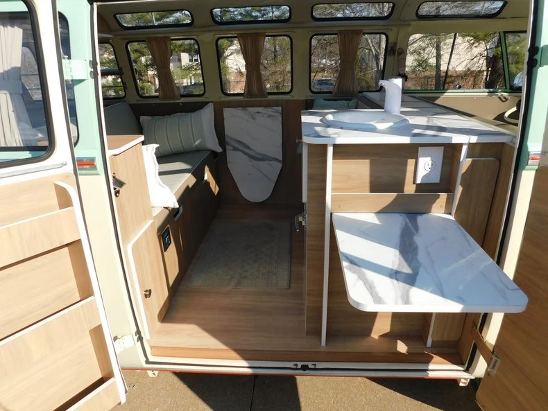 1975 Volkswagen Split-Window Bus - Image 16 of 31