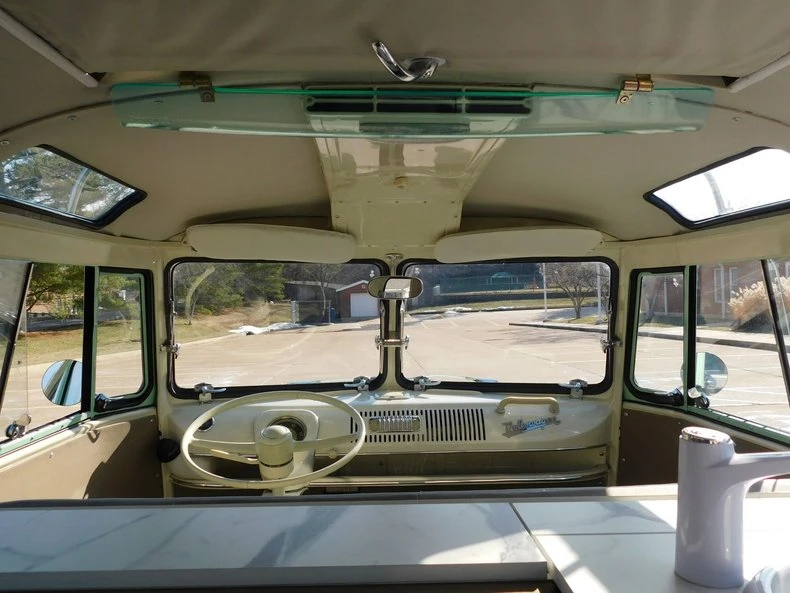 1975 Volkswagen Split-Window Bus - Image 20 of 31