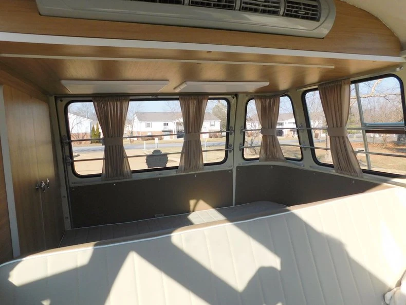 1975 Volkswagen Split-Window Bus - Image 23 of 31