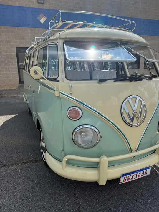 1975 Volkswagen Split-Window Bus - Image 4 of 18