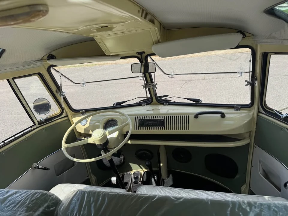 1975 Volkswagen Split-Window Bus - Image 12 of 18