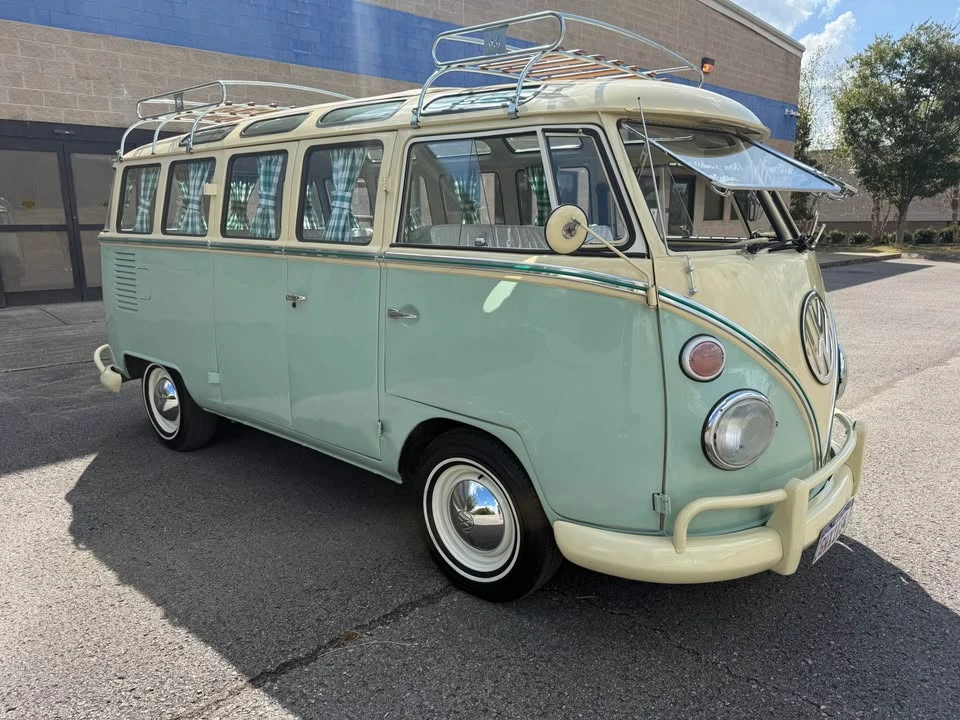 1975 Volkswagen Split-Window Bus - Image 5 of 18