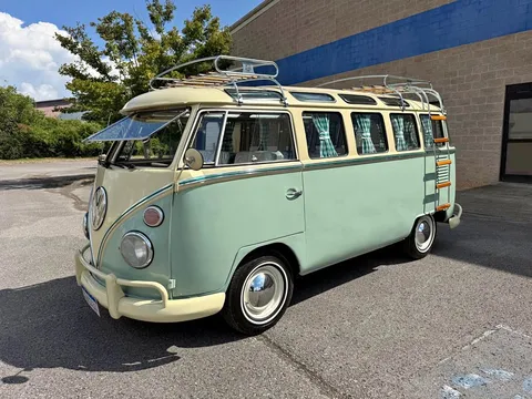 1975 Volkswagen 23 Window Samba Bus