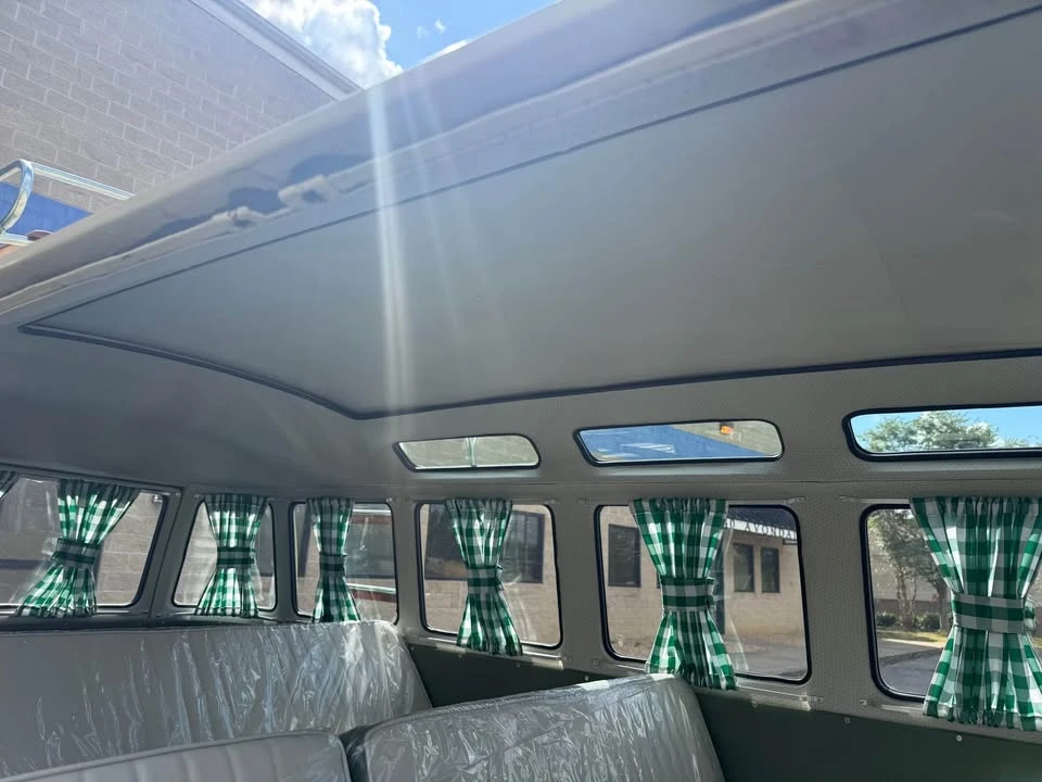 1975 Volkswagen Split-Window Bus - Image 13 of 18