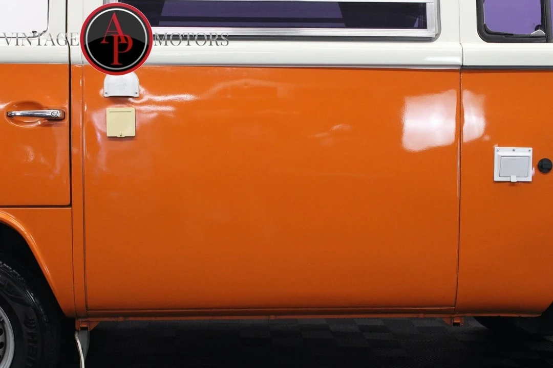 1975 Volkswagen Bay-Window Camper - Image 11 of 12