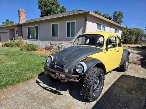 1975 Volkswagen Beetle Hatchback 2D