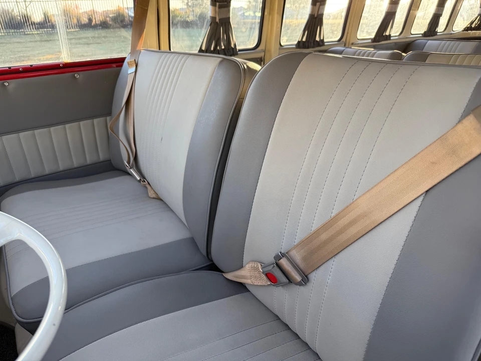 1975 Volkswagen Bay-Window Bus - Image 31 of 31