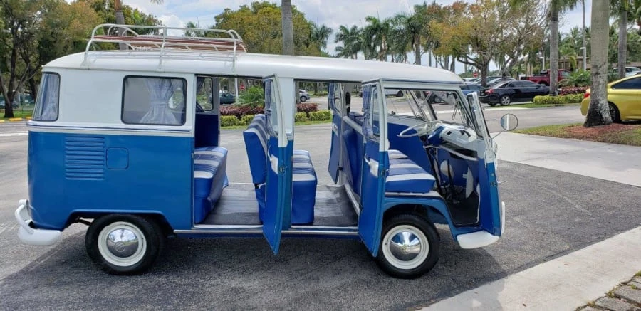 1975 Volkswagen Bay-Window Bus - Image 10 of 12