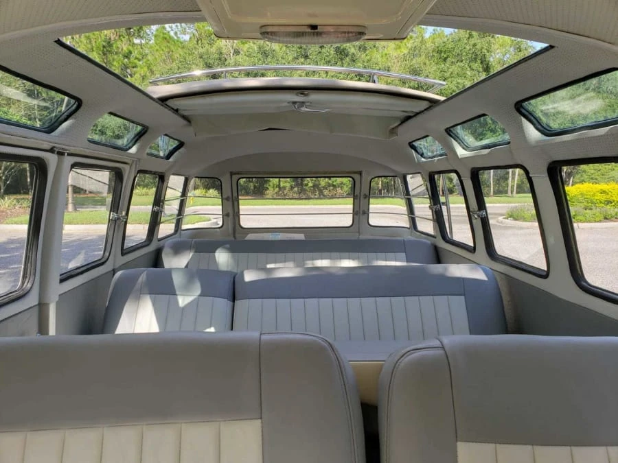 1975 Volkswagen Bay-Window Bus - Image 7 of 12
