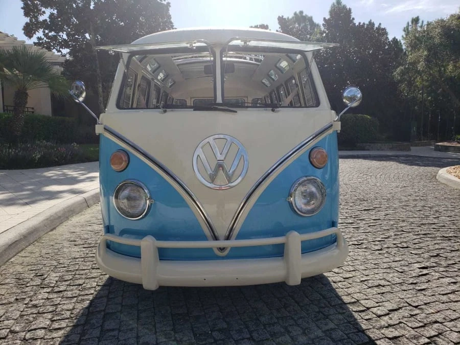1975 Volkswagen Bay-Window Bus - Image 11 of 12