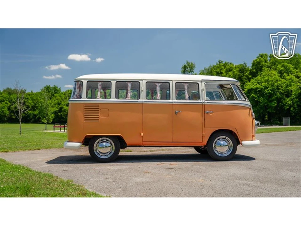 1975 Volkswagen Bay-Window Bus - Image 21 of 31