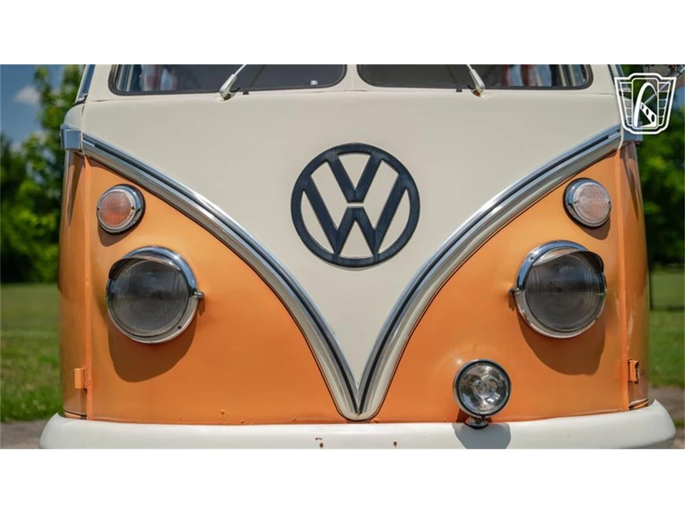 1975 Volkswagen Bay-Window Bus - Image 27 of 31