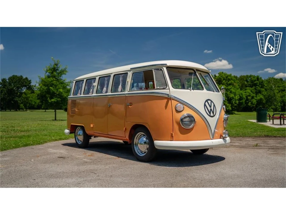 1975 Volkswagen Bay-Window Bus - Image 24 of 31